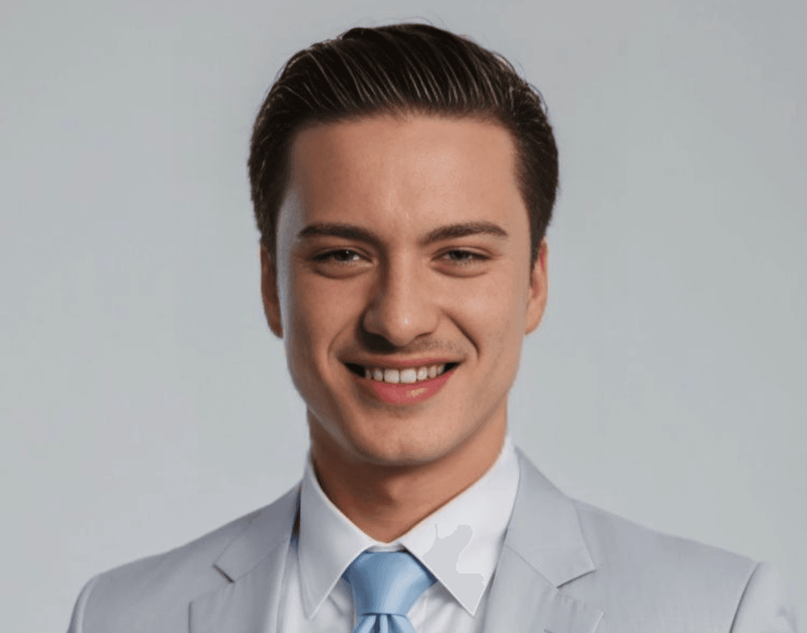 Logan Connell, EA